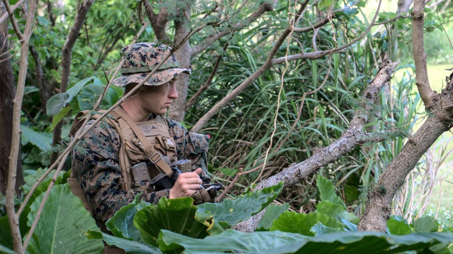 In a fight with the Chinese military, the Corps wants Marines to move from place to place near shore in stealthy groups, working with the Navy to monitor and block enemy vessels. (Capt. Nicholas Royer/Marine Corps)